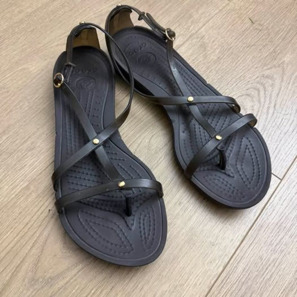 Crocs Serena Strappy Sandals Size 7